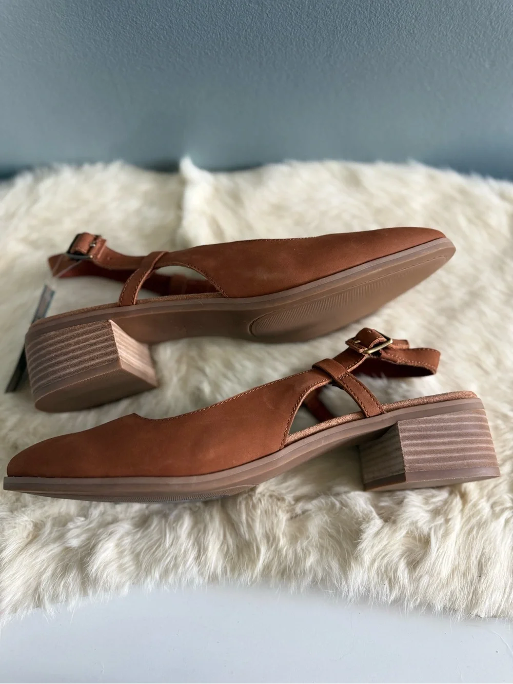 TOMS Women’s Jaclyn Amber Brown Nubuck Leather Slingback Heels